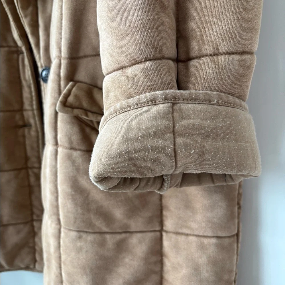 Forever 21 Tan Puffer Jacket with Quilted Design - Picture 4 of 5